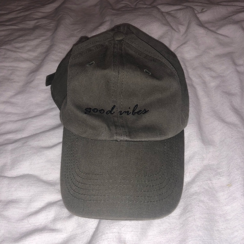Good vibes hat